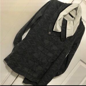 lululemon (8) Rare Savasana Wrap Cowl Neck Collar Vintage Jacket